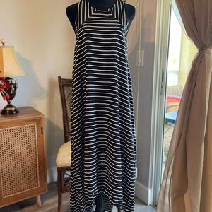 Chic Asymmetrical Black and White Striped Dress